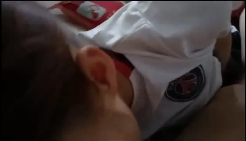 Eny đam mê đá bóng