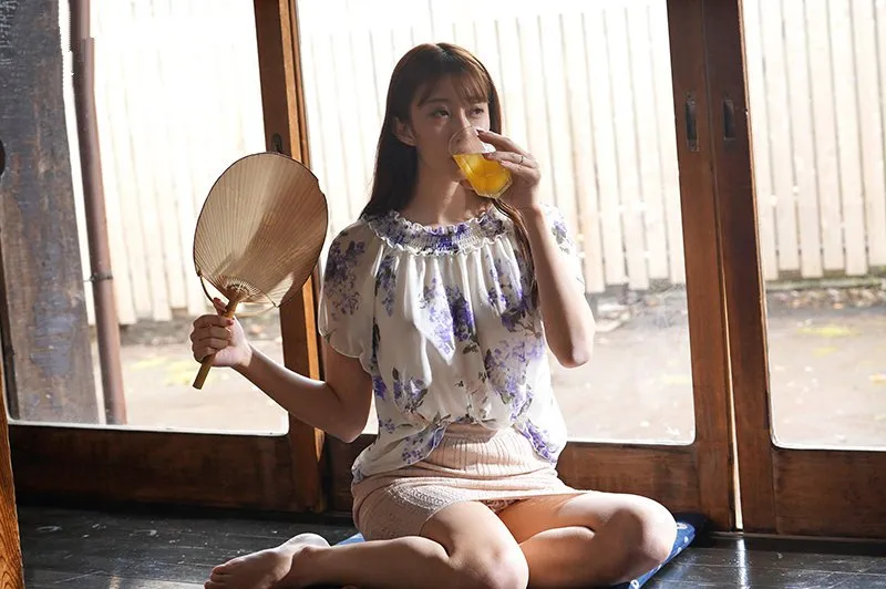 Mùa hè buồn chán ở quê phang người vợ cạnh bên nhà thiếu thốn vì lấy chồng già